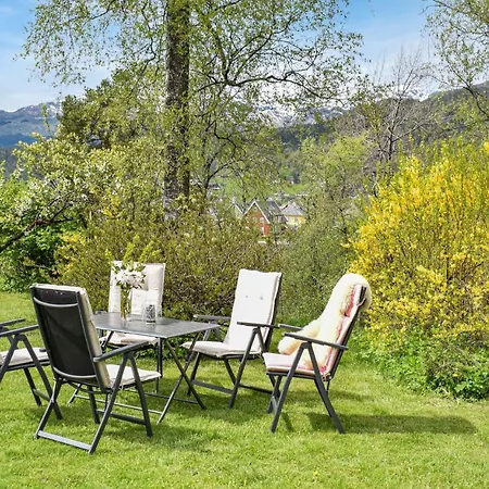 Lovely In With Wifi Holiday home